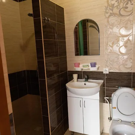 Hotel валерія *